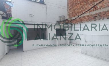 casa en venta en la universidad. Cod V61531