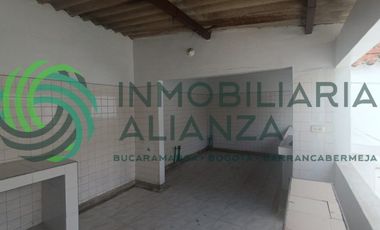 casa en venta en la universidad. Cod V61531