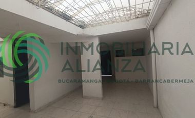 casa en venta en la universidad. Cod V61531