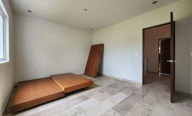 ESTRENE VILLA EN ZONA DIAMANTE