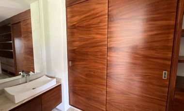 ESTRENE VILLA EN ZONA DIAMANTE