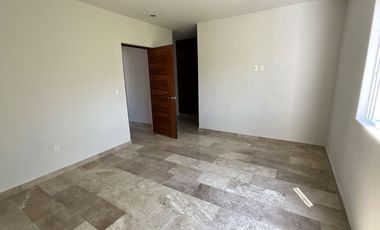 ESTRENE VILLA EN ZONA DIAMANTE