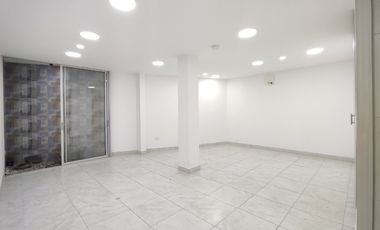 oficina en arriendo en latino. Cod A17330