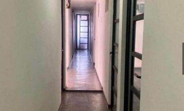 Venta de edificio con cuartos amueblados