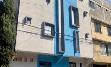 Venta de edificio con cuartos amueblados