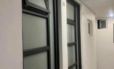Venta de edificio con cuartos amueblados