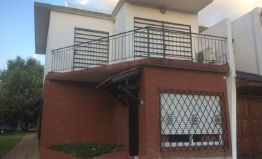 Casa en venta en Quilmes Oeste