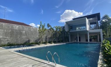 Ready Stock Luxury Houses in Jogja near Jogja Downton