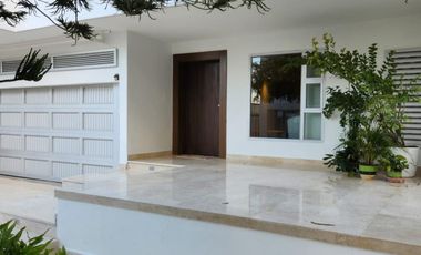 casa en venta en riomar. Cod V104034