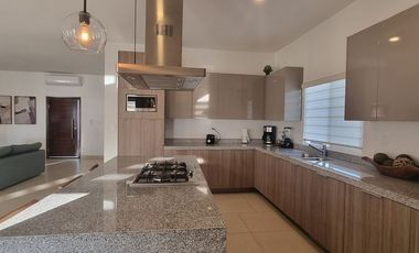 Casas en VENTA en El Descanso