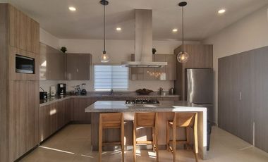 Casas en VENTA en El Descanso