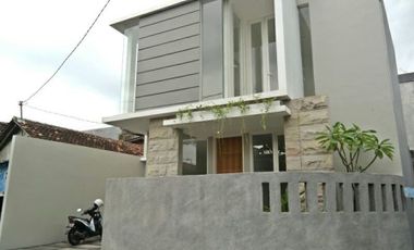 Rumah Baru di JL Nologaten, Dekat Sanata Dharma dan Ambarukmo Plaza