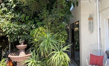 Casa en Venta en Charles Hamilton / Abadia