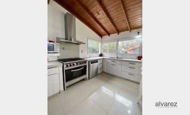 Casa en venta de 4 dormitorios c/ cochera en Moreno