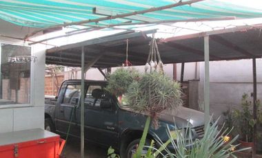 Amplia Casa De Dos Pisos Se Vende En El Centro De Curacavi ! E
