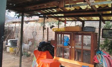 Amplia Casa De Dos Pisos Se Vende En El Centro De Curacavi ! E