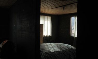 Amplia Casa De Dos Pisos Se Vende En El Centro De Curacavi ! E