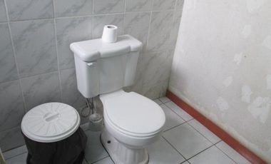 Amplia Casa De Dos Pisos Se Vende En El Centro De Curacavi ! E