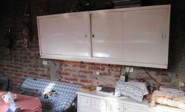 Amplia Casa De Dos Pisos Se Vende En El Centro De Curacavi ! E