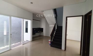 Rumah Minimalis Asri Di Setra Glory Bandung