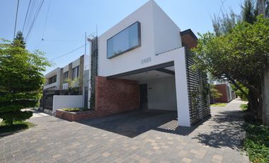 OFICINA EN VENTA EN COLONIA LADRÓN DE GUEVARA, GUADALAJARA JALISCO