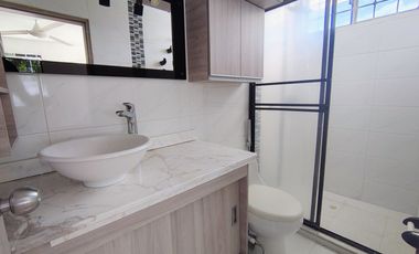 casa en arriendo/venta en paraíso. Cod V103927