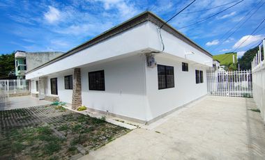 casa en arriendo/venta en paraíso. Cod V103927