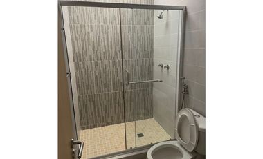 SE VENDE HERMOSA CASA EN PH VICTORIA CON 2 NIVELES