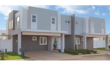 SE VENDE HERMOSA CASA EN PH VICTORIA CON 2 NIVELES