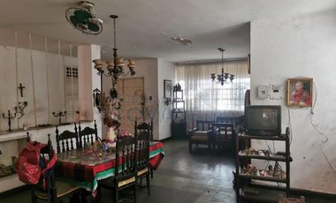 casa en venta en barrio blanco. Cod V101575