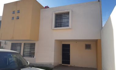 CASA EN RENTA EN PRIVADA POR JUAN DEL JARRO