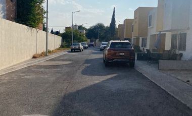 CASA EN RENTA EN PRIVADA POR JUAN DEL JARRO