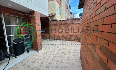 casa en venta en anillo vial. Cod V61734
