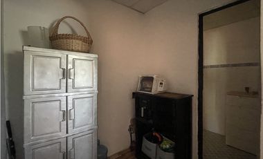 Venta: Casa de 3 recámaras a dos calles de la interamericana en Antón.