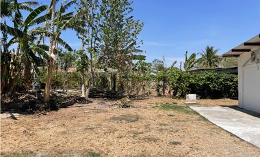 Venta: Casa de 3 recámaras a dos calles de la interamericana en Antón.