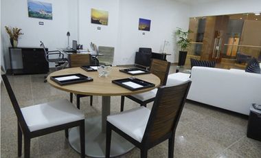 ALQUILER DE OFICINAS EN TRUMP TOWER-2516DM