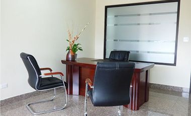 ALQUILER DE OFICINAS EN TRUMP TOWER-2516DM