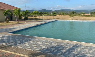 VENTA TERRENO 400m2 / URB. CAYO BEACH (AB)