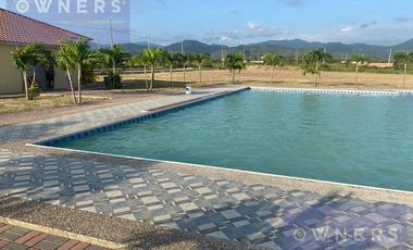 VENTA TERRENO 400m2 / URB. CAYO BEACH (AB)