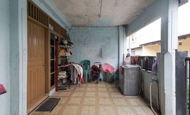 Rumah 2 Lt Bebas Banjir 10 Mnt ke Stasiun Jati Mulya Siap Huni J-44706
