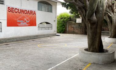 RENTA/VENTA  Propiedad, apta para Colegio, Clinica de especialidades, oficinas, dependencias gubernamentales, etc., col.  Vista Hermosa.       *PREGUNTE POR PRECIO DE VENTA.