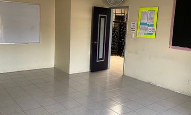 RENTA/VENTA  Propiedad, apta para Colegio, Clinica de especialidades, oficinas, dependencias gubernamentales, etc., col.  Vista Hermosa.       *PREGUNTE POR PRECIO DE VENTA.
