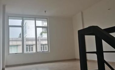 RUKO SEBERANG LIVING WORLD ALAM SUTERA RAPIH SIAP PAKAI DI SEWAKAN