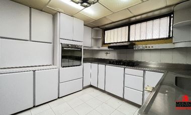 casa en arriendo en los colores. Cod A6612