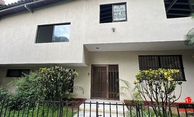 casa en arriendo en los colores. Cod A6612