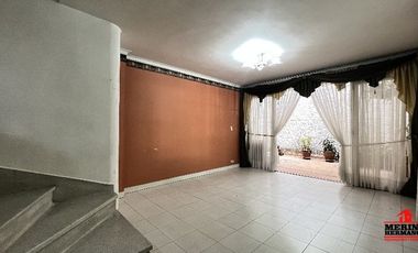 casa en arriendo en los colores. Cod A6612