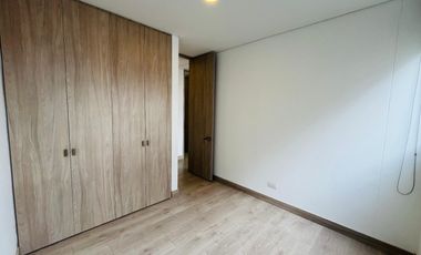 apartamento en arriendo en loma el chocho. Cod A9433044