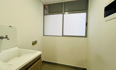 apartamento en arriendo en loma el chocho. Cod A9433044