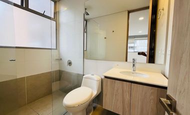 apartamento en arriendo en loma el chocho. Cod A9433044