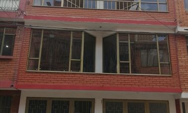 casa en venta en marsella. Cod V4191